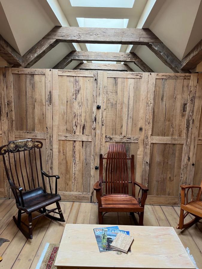 The Squibb Houses แคมบรีอา ภายนอก รูปภาพ